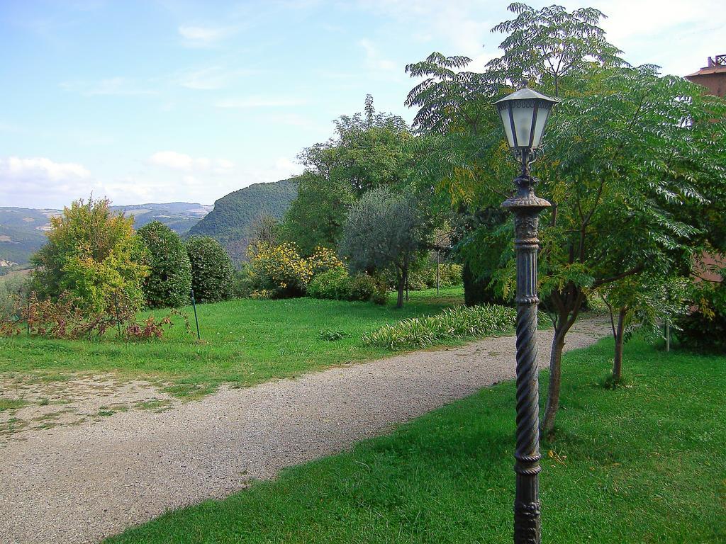 Villa Il Palazzino Volterra Bagian luar foto