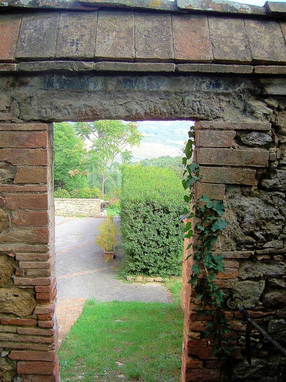 Villa Il Palazzino Volterra Bagian luar foto