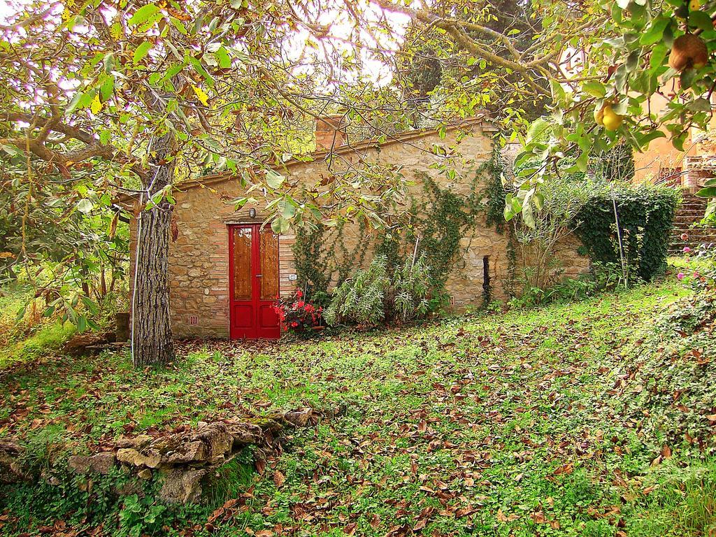 Villa Il Palazzino Volterra Bagian luar foto