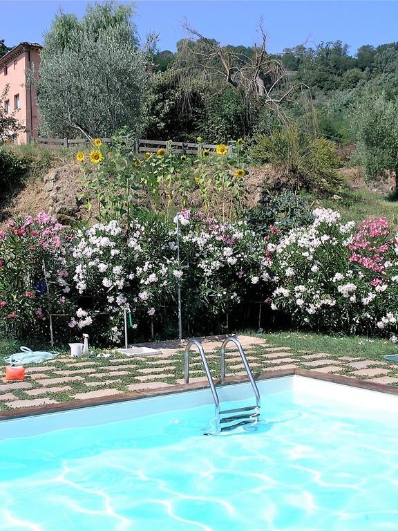 Villa Il Palazzino Volterra Bagian luar foto