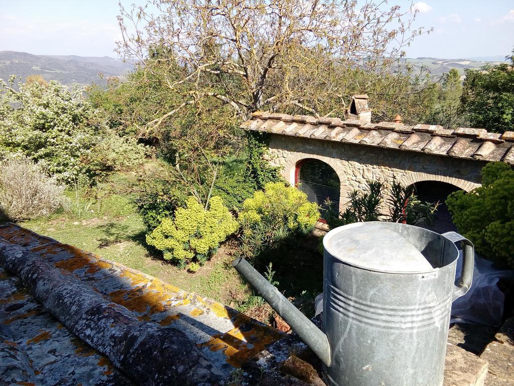 Villa Il Palazzino Volterra Bagian luar foto